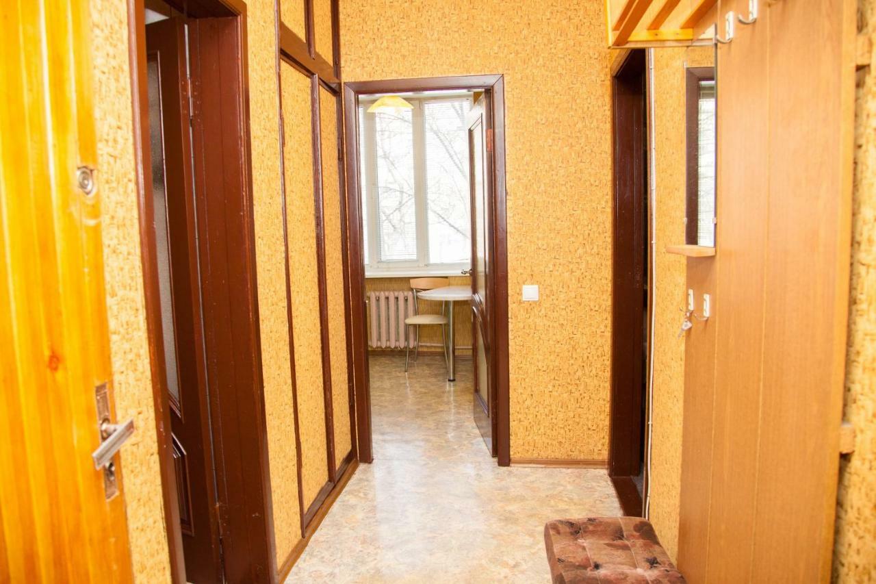 Semi-Luxury Apt On 82 Nezalezhnoi Ukrаiny Street Near Intourist Hotel Zaporizhia Ngoại thất bức ảnh